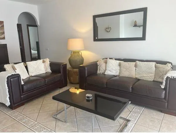 La Hubara 칼레타데푸스테