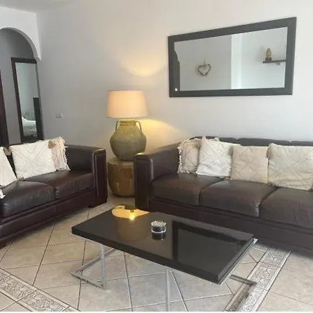 La Hubara 칼레타데푸스테